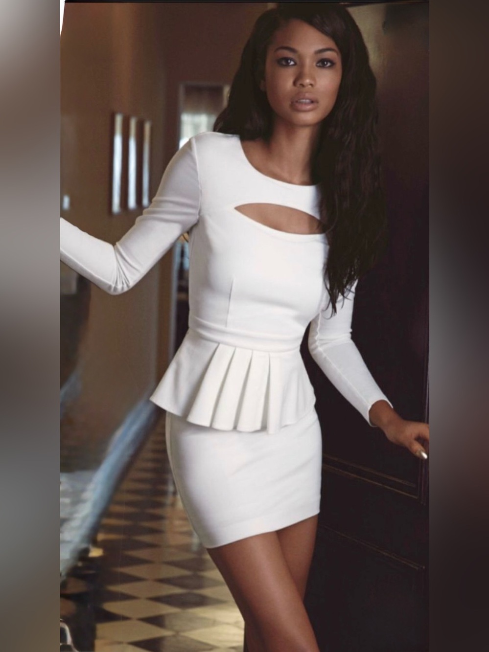 NEW Bebe Women Ivory Peplum Dress Size M Cutout Lonf Sleeve Cocktail Party Cream